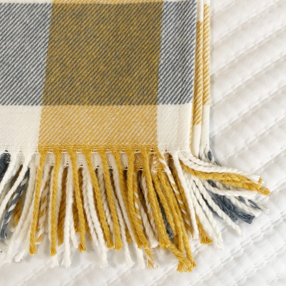 Texteis Penedo Fine Linen Bohemian Throw Blanket - Picture 7 of 12